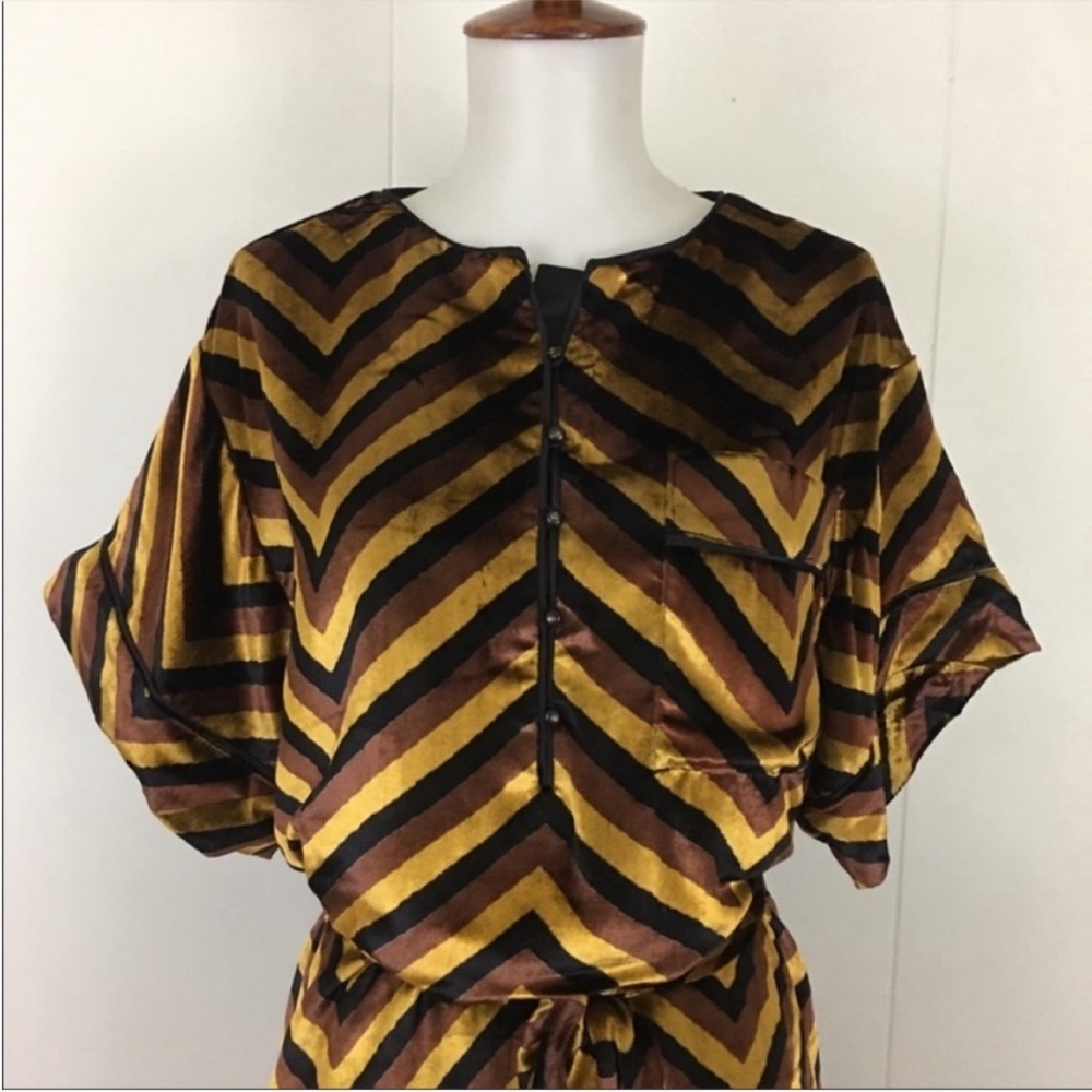 Marc Marc Jacobs SAMPLE Velvet Dress Women’s S Chevron Short Sleeve Crew Neck - Picture 2 of 9